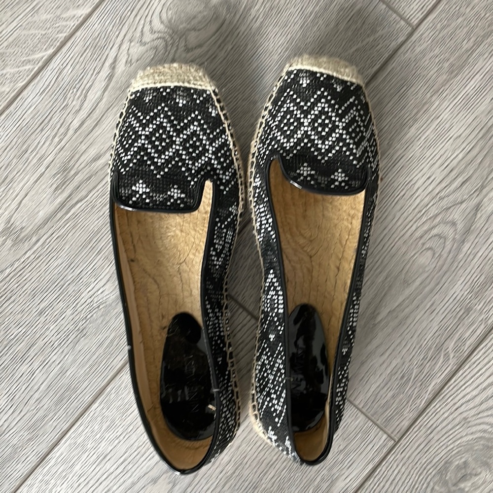 Nine West Tweed/espadrille flats